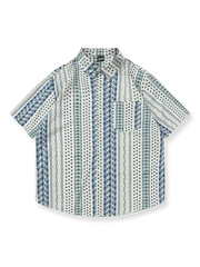 伝統的な染色技術による色鮮やかなデザインが特徴。