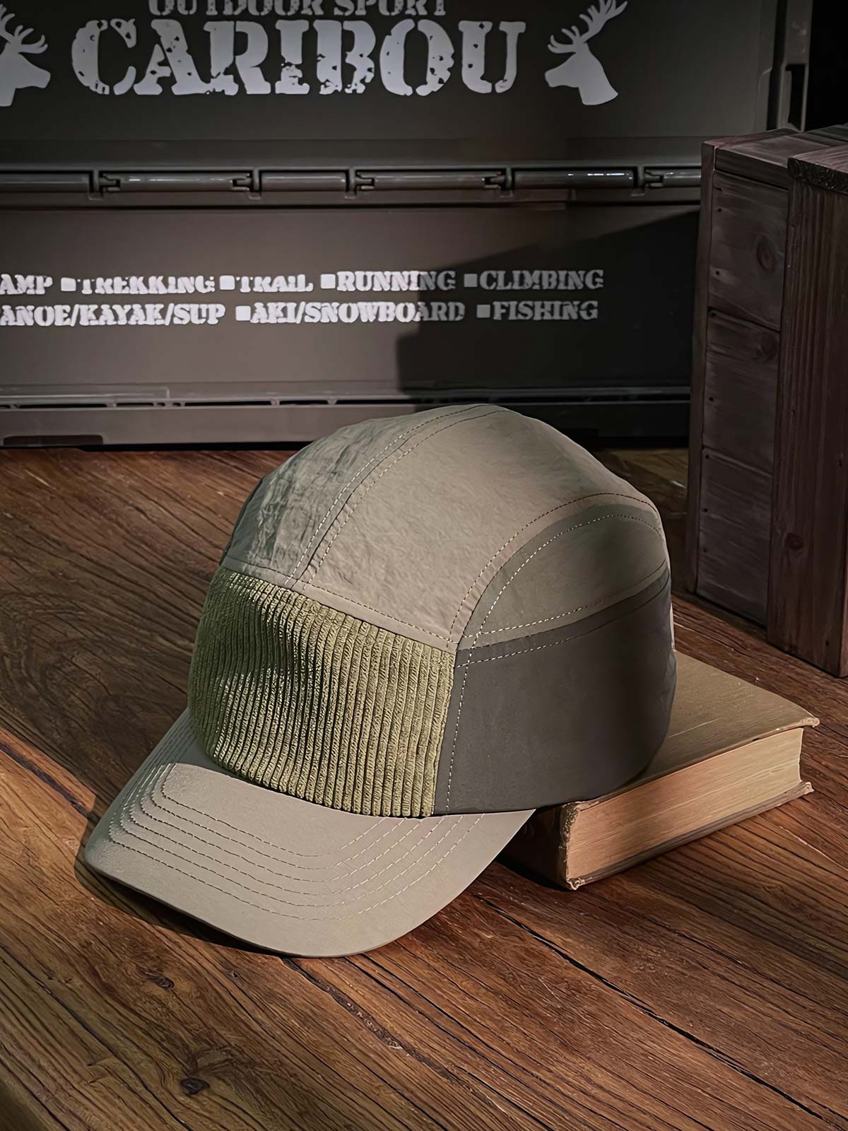 ワーク風のカラーブロックベースボールキャップ詳細図