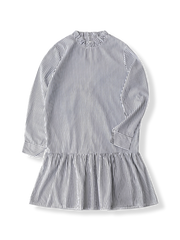 製品画像: フレンチレトロなペタルスタンドカラー ブラック＆ホワイト ストライプ ローウエスト マーメイドワンピース全体画像