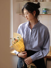 フリルネックランタンスリーブシャツ