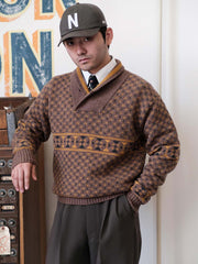 詳細画像: ショールカラーとジャカードディテール、ヴィンテージ風デザイン、ウール100%、秋冬セーター

モデル画像: ショールカラーセーター着用、ユニークヴィンテージスタイル、秋冬コーディネート