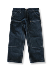 製品画像: ヴィンテージ感が漂う赤耳ナローフィットワークデニムパンツの正面画像。ルーズフィットのクラシックデザインが特徴
詳細画像: 14ozセルビッジデニムとリベットステッチのディテールが強調された画像