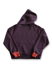 製品画像:
アメリカンヴィンテージ パッチワーク ヘビーコットン パーカー全体を示す画像。1960年代のアメリカンヴィンテージスタイルと独特のパッチワークデザインが特徴的なヘビーコットン素材のパーカーの全貌を捉えています。500gのコットン素材を使用し、耐久性と快適な着心地が提供されます。
詳細画像:
アメリカンヴィンテージスタイルのパッチワークデザインに加え、コア糸を使用した縫製ディテールに焦点を当てた画像。ヘビーコットン素材の質感と、強度を高めるための精緻な縫製技術が強調されています。