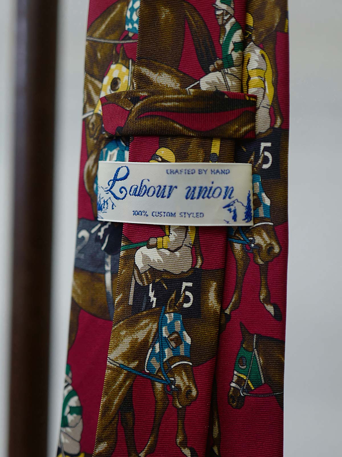 競馬パターンシルクレトロネクタイのディテール図