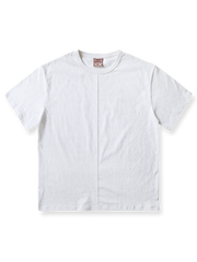 ワックスダイマーブル加工による斑点模様のショートワイドTシャツの正面ビュー。重厚感のある230g40番手二重糸コットン素材を使用。