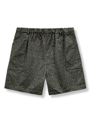 レインドロップカモフラージュプリントミリタリースタイル機能性ショーツの全景画像