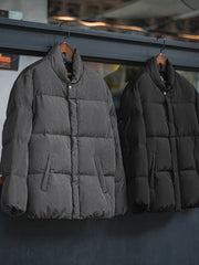 スタンドカラーダウンジャケットの正面図