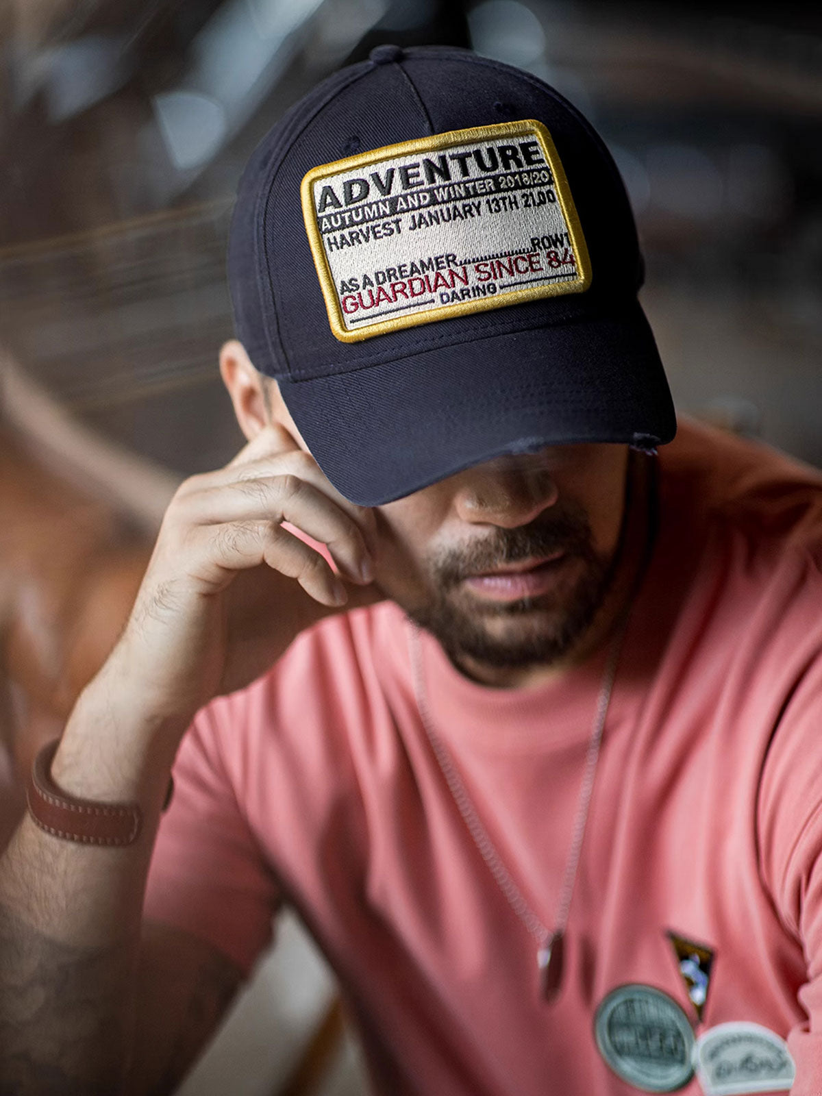 ヴィンテージベースボールキャップの着用イメージ