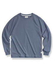 クラシック無地クルーネック長袖Tシャツの多色展示