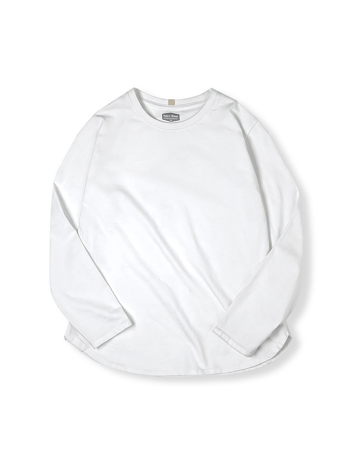 製品画像: ベーシックコットンロングスリーブTシャツの正面図