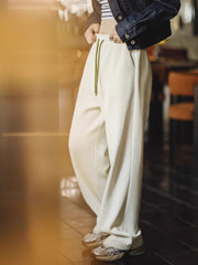 詳細画像: シェニールコーデュロイ素材とウエストのグリーンドローコードのディテール図