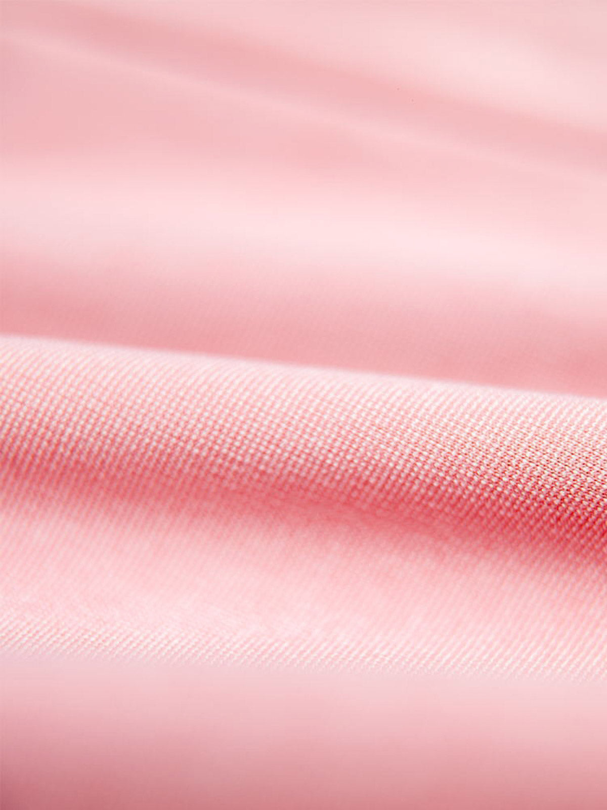 詳細画像：フレアスカートのハイウエストデザインとファスナーのディテール