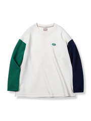 製品画像: アメリカンヴィンテージアカデミースタイルの配色プルオーバースウェットの正面図