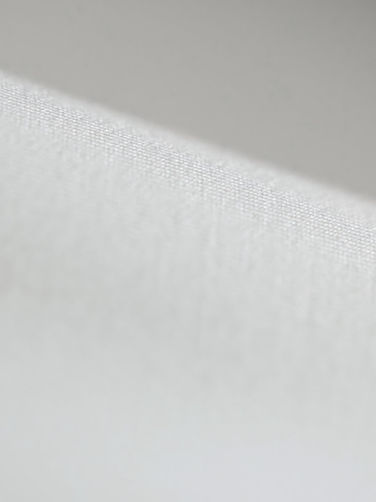 詳細画像: 袖口の配色と胸のヴィンテージ小エンブレムのディテール画像