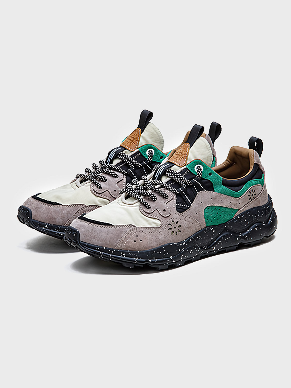 スプラッシュインク 厚底ランニングシューズ ナチュラルカラー