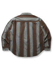 ヴィンテージストライプパッチワークオーバーサイズ長袖シャツのフロントビュー