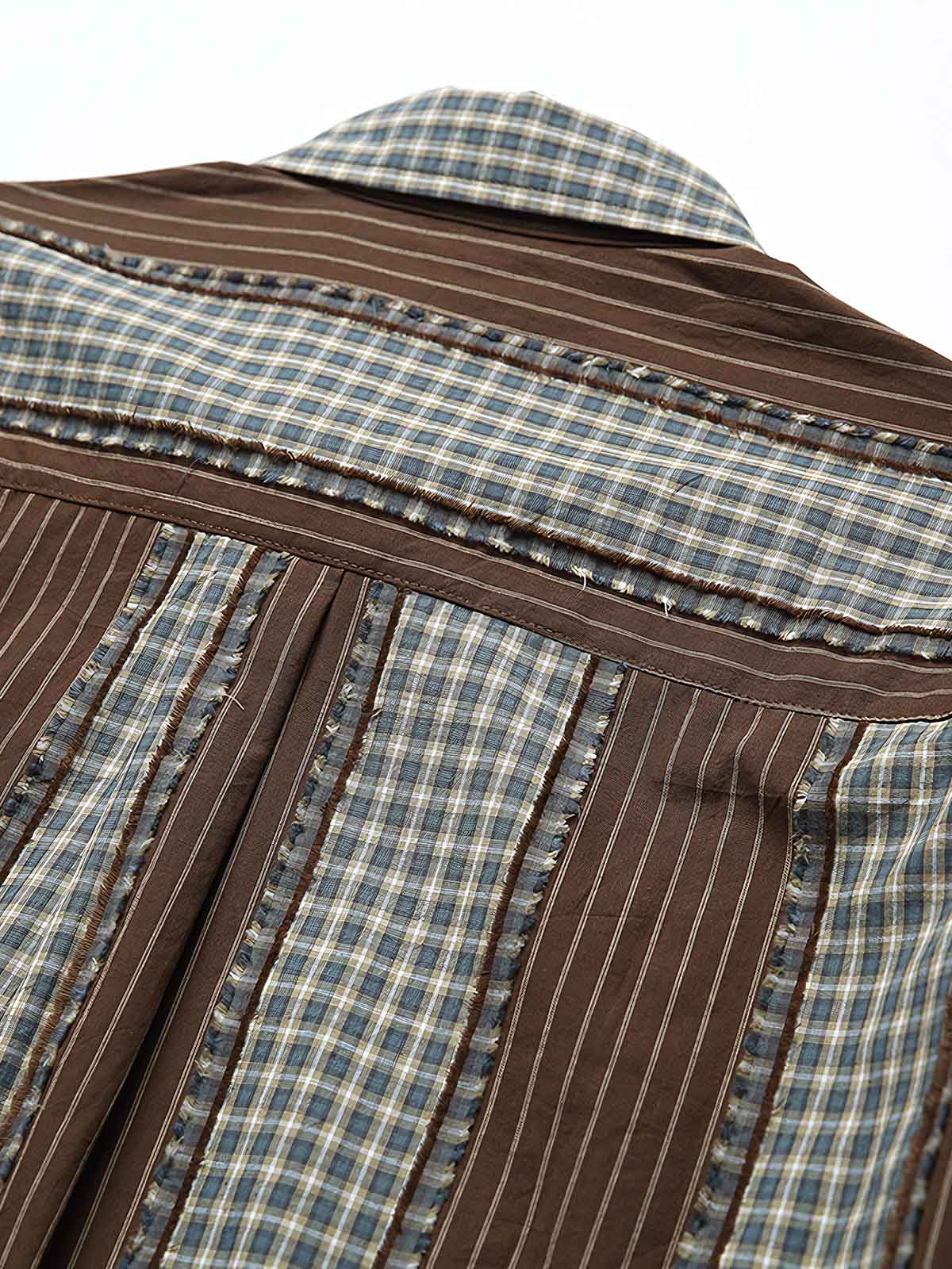 パッチワークとストライプデザインのディテール