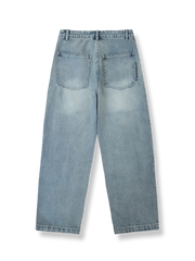 ウォッシュド加工  デニムパンツ