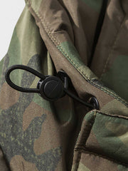 迷彩柄 フード付き ダウンジャケット