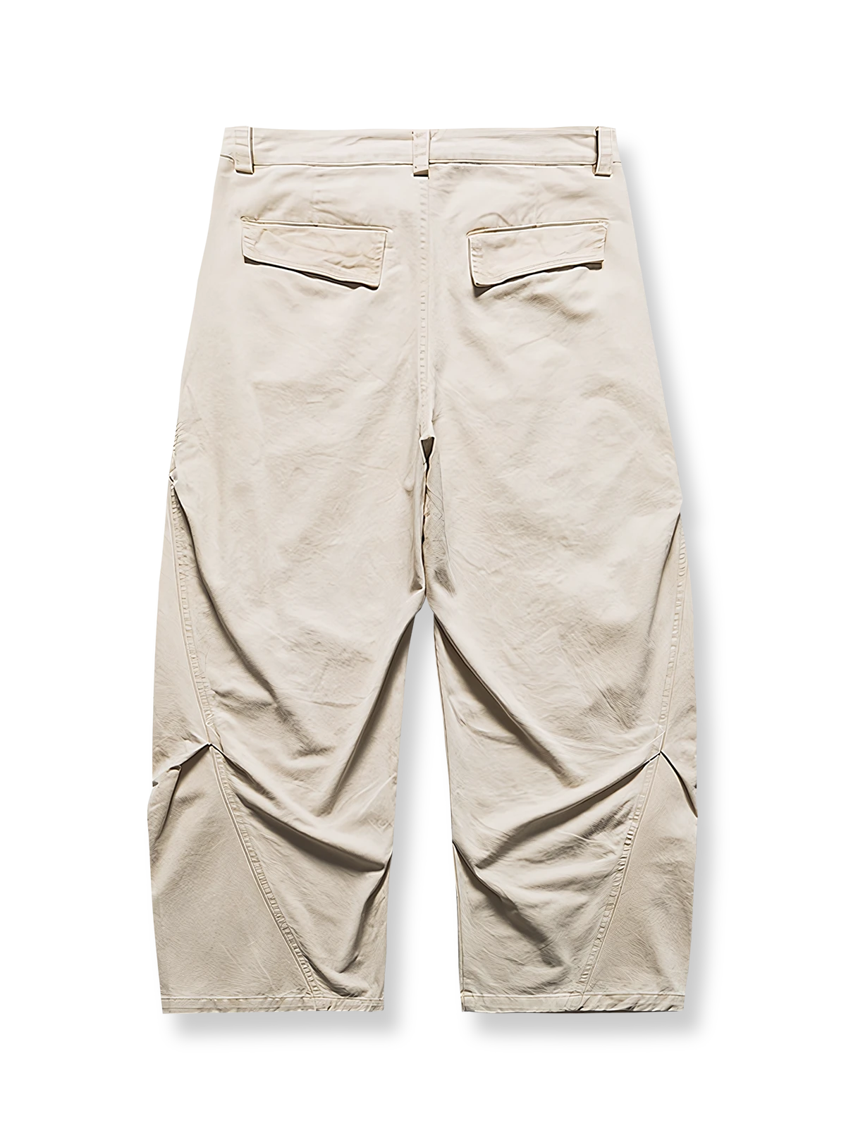 製品画像: ヴィンテージ風ウォッシュ加工の大型ポケット付きアメカジワークパンツ、100%コットン素材で快適な履き心地を提供し、脚を長く見せる効果が期待できる全体イメージ
詳細画像: アメカジスタイルのワークパンツに施された自然な色落ちと大型ポケットのディテール、耐久性のある縫製が特徴