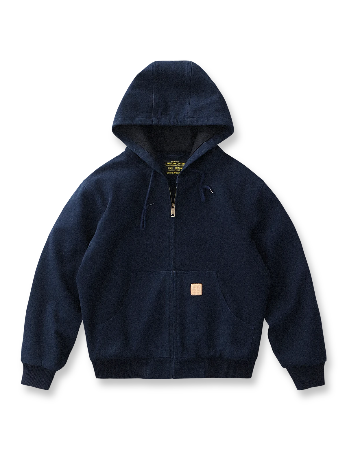 製品画像: J30ジャケットリバイバル版正面展示画像、高密度キャンバス生地とヴィンテージ感を強調。

詳細画像: 高密度16ozキャンバス生地とTALON真鍮ジッパー、左胸のレザータグディテール。
