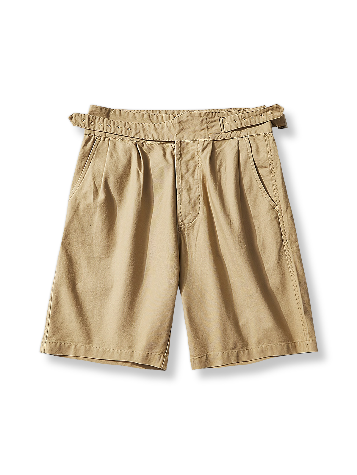 英軍グルカのルーズフィット・ショートパンツの前面ビューを展示し、内蔵ベルトと調節ストラップのディテールを強調