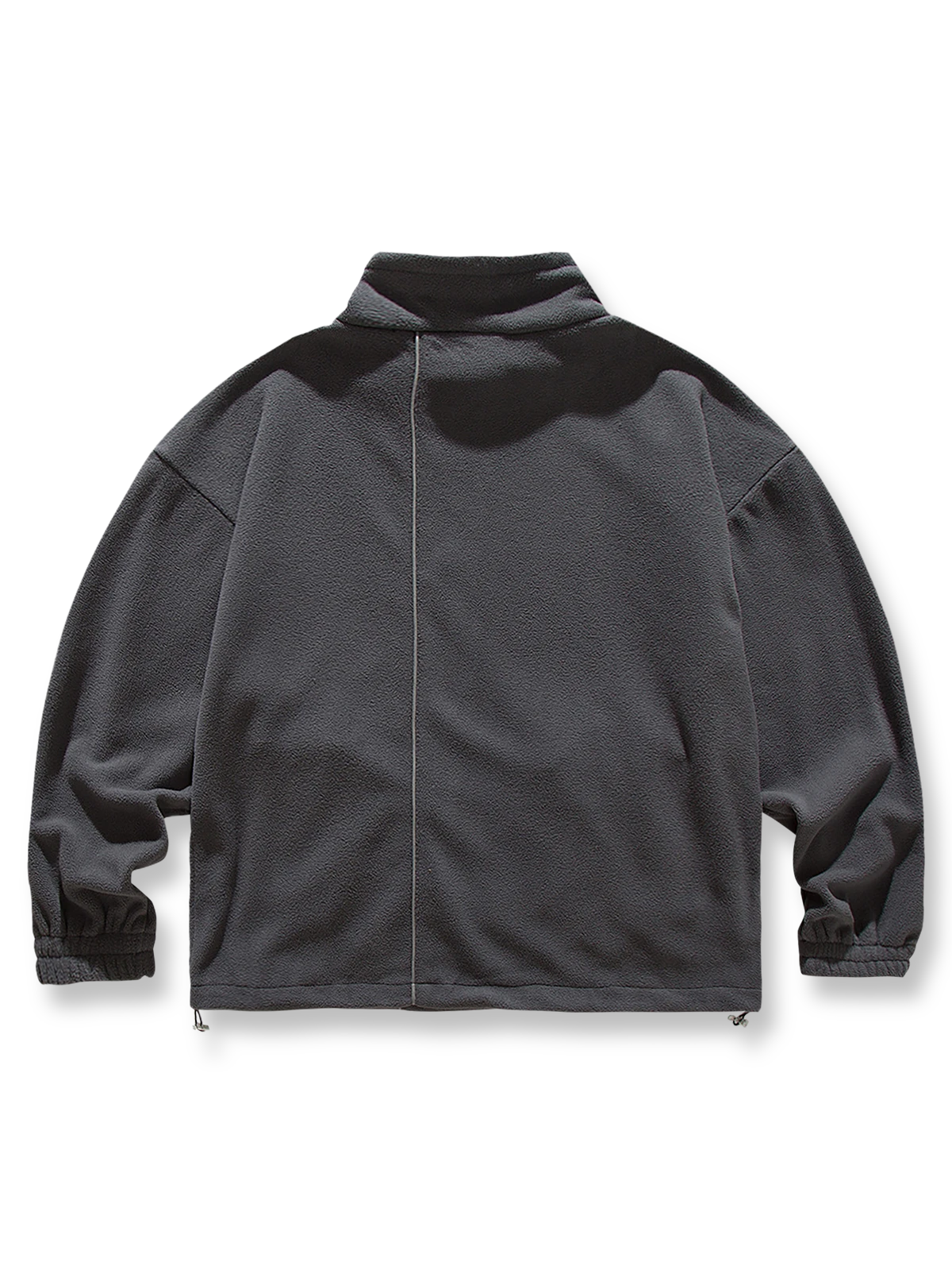 製品画像
「スタンドカラー フリース スウェットの正面全体図。クラシックなスタンドカラーデザインと柔らかなフリース素材が特徴で、防風性と保温性に優れた一着。ルーズフィットシルエットが快適な着心地を提供し、秋冬のカジュアルからアウトドアまで幅広く活躍。」

詳細画像
「スタンドカラー フリース スウェットのディテール特写。立ち上がった襟部分には調節可能なドローコードを採用し、防風性を強化。柔らかく肌触りの良いフリース素材が、保温性と軽やかな着心地を両立。丁寧な縫製が美しさと耐久性を引き立てている。」