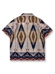 アメリカンヴィンテージスタイルのインディアン風幾何学模様キューバカラー半袖シャツの正面画像