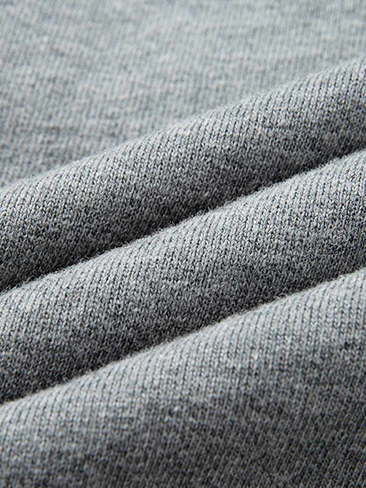  フリンジとフードのディテール特写