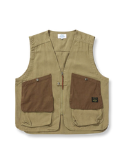 パッチワークデザインが特徴の多機能ベストの画像