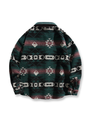 製品画像
ナバホ族の幾何学模様を取り入れたジャカード織りのウール混長袖シャツ。優れた保温性と柔らかな肌触りを実現し、レトロなスタイルと民族的な風情が特徴です。クラシックな翻領デザインで、秋冬シーズンに最適なアイテム。

詳細画像
ナバホ族の模様をジャカード織りで表現したディテール、ウールと混紡素材で作られた柔らかな肌触りと保温性。レトロなデザインとともに、しっかりとした仕立てが魅力的。
