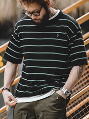 黒白 細いストライプ柄 Tシャツ