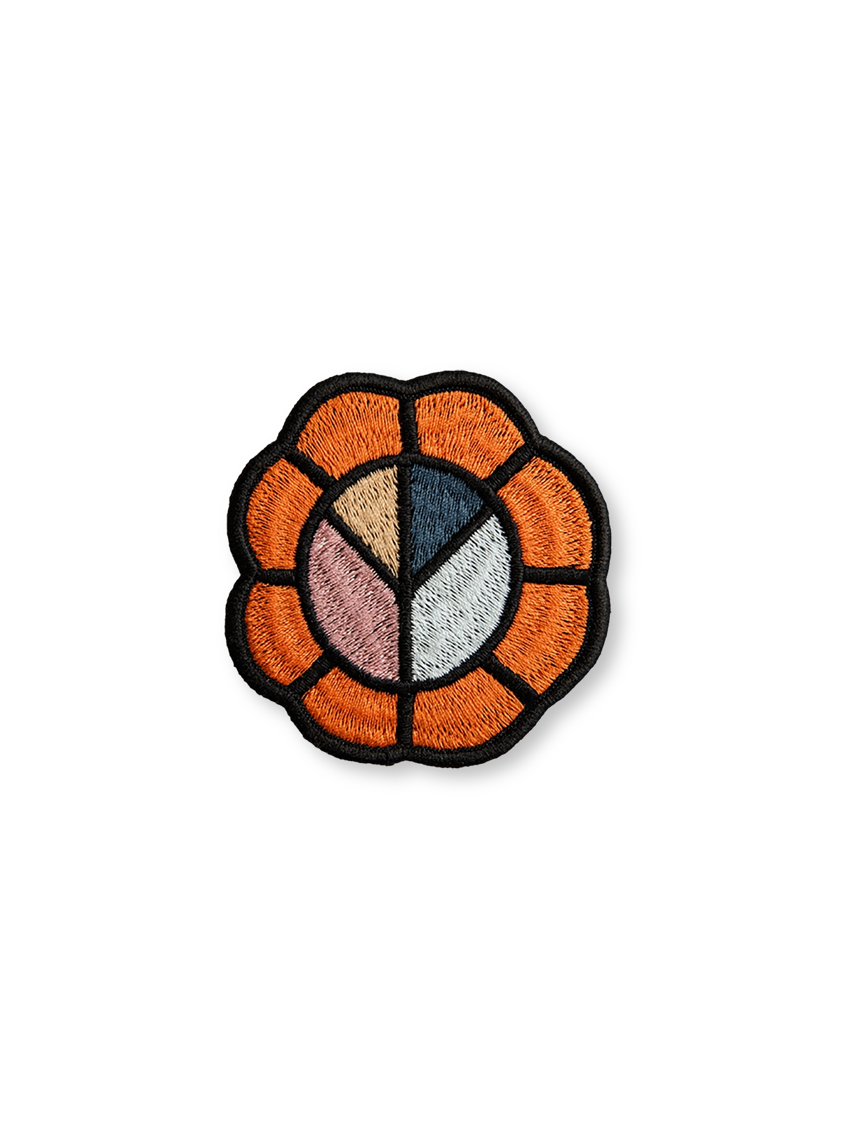 詳細画像：ベルクロの刺繍と洗い加工ディテール図