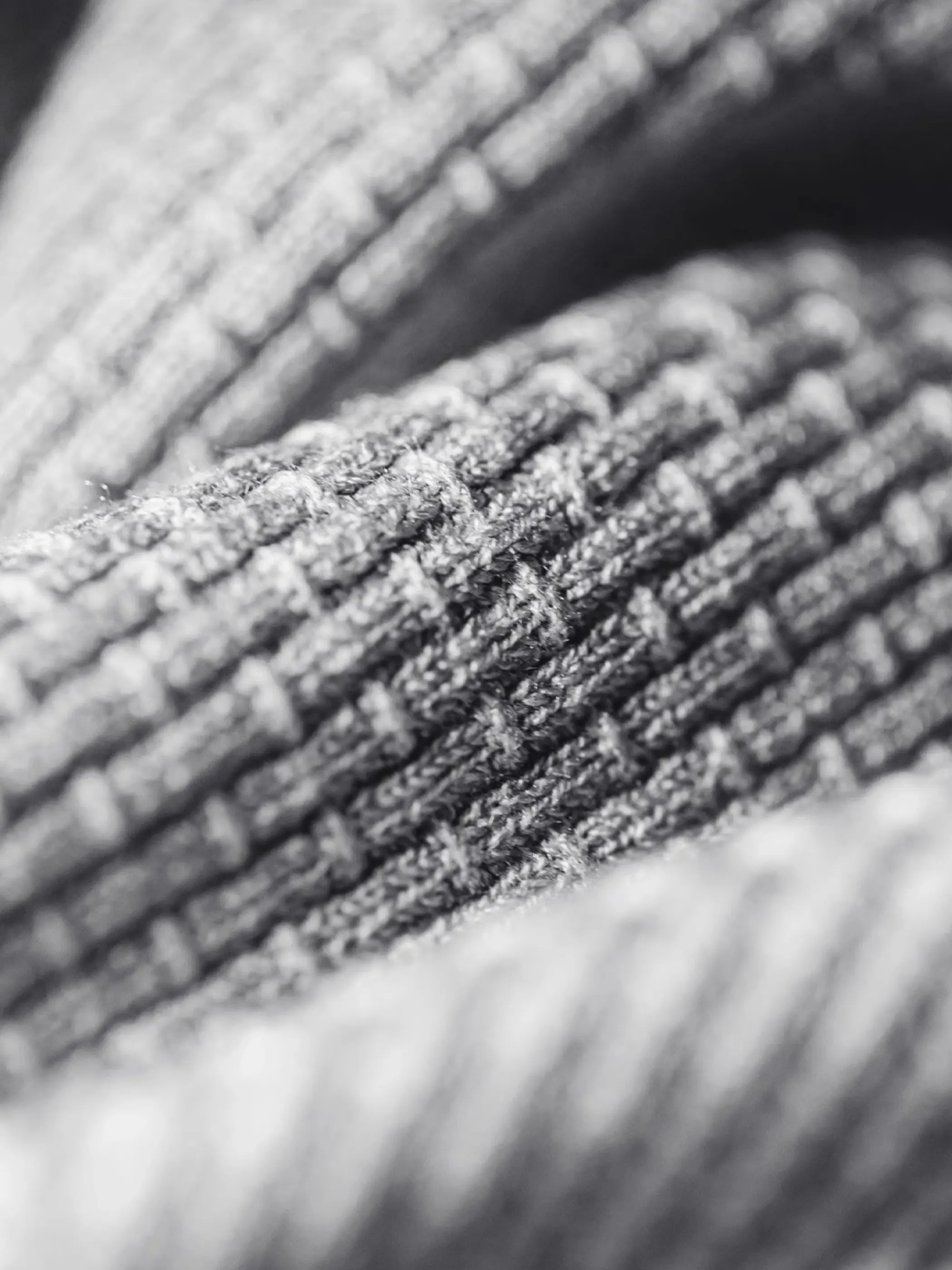 フロント全体の竹節編みヘンリーショートスリーブニット