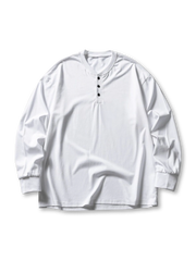 ブラック、グレー、ホワイトの3色展開ヘンリーネック長袖Tシャツ
