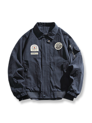 バッジ付きフライトジャケット
