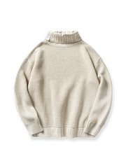 製品画像：
4色のカラーバリエーションが揃ったタートルネックセーター。柔らかな混紡素材で、コットンの透湿性とアクリルの耐久性を兼ね備え、秋冬にぴったりなアイテム。エレガントでシンプルなデザインが特徴。

詳細画像：
柔らかな手触りの混紡素材、タートルネックデザインが首元を暖かく保ち、秋冬シーズンに最適。精巧な編み込み技術とゆったりしたカットが、さまざまな体型にフィット。