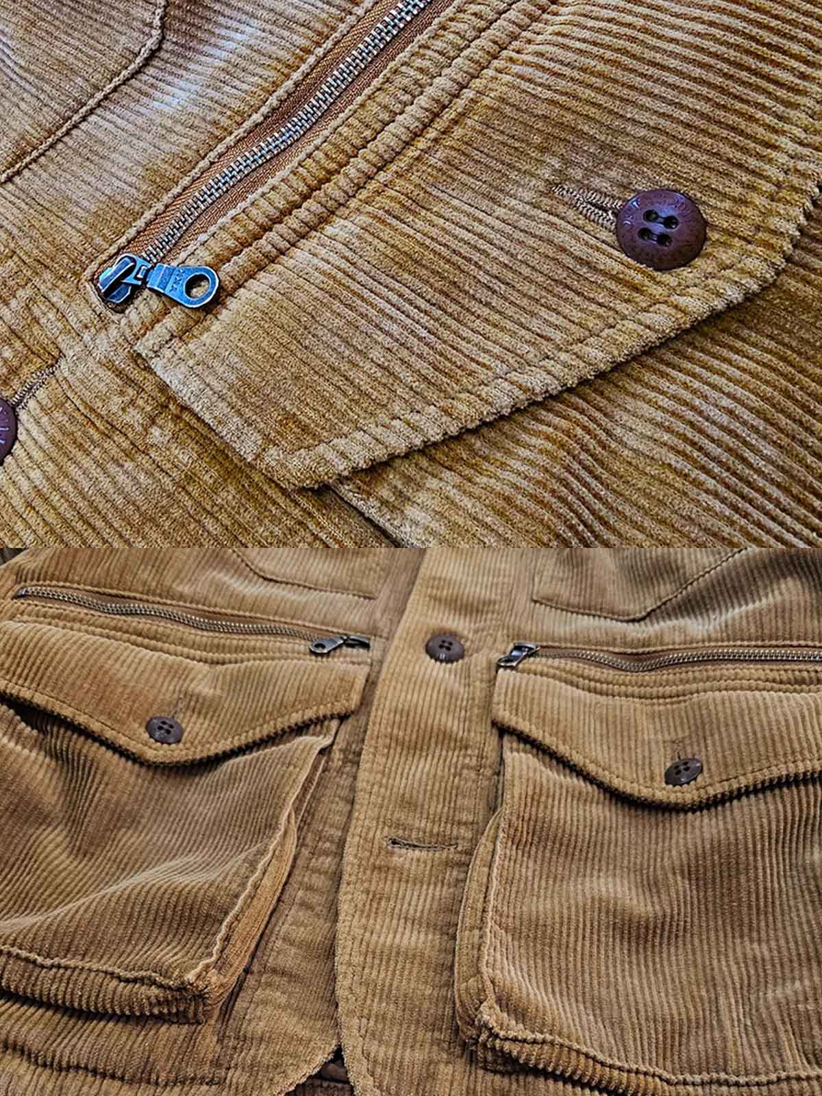 製品画像：ウエスタン風ハンティングジャケットの正面展示。コーデュロイ素材とウォッシュ加工によるヴィンテージ感が特徴。
詳細画像：果実ボタンと多ポケットのディテールをクローズアップ。実用性とデザイン性が調和したジャケットのディテール。