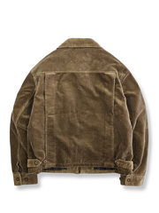 製品画像
クラシックなヴィンテージスタイルのコーデュロイ ワークジャケットの正面全体画像。特別なウォッシュ加工とショート丈デザインが特徴の一着。

詳細画像
YKK製の真鍮ジッパー、ブラスボタン、多ポケットデザイン、そしてコーデュロイ素材の独特な風合いをクローズアップした画像。質感とヴィンテージ感を際立たせたディテール。