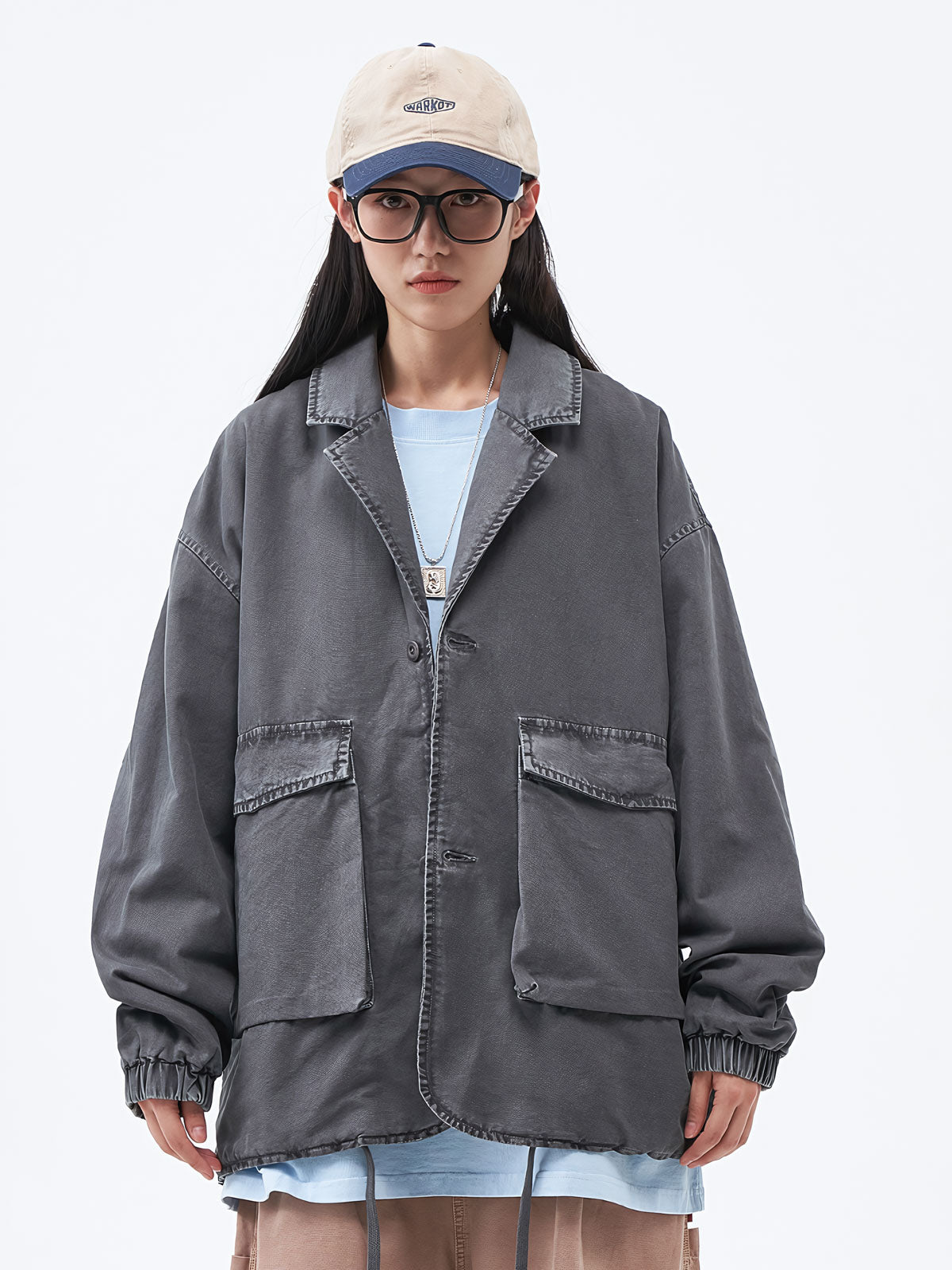 モデル画像: モデルが着用したヴィンテージテーラードジャケットのシルエット