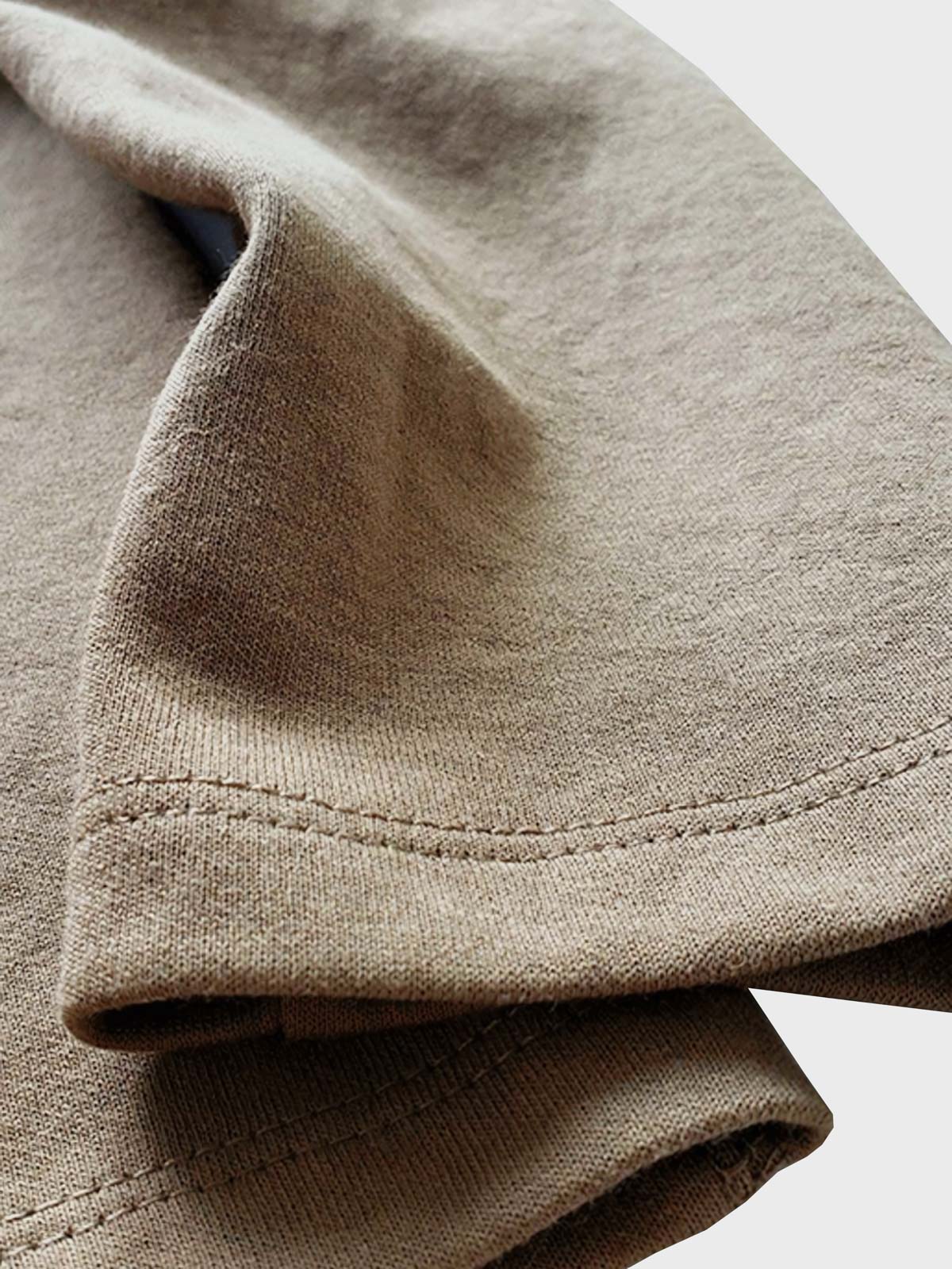 詳細画像: ヘンリーネック長袖Tシャツの細部画像