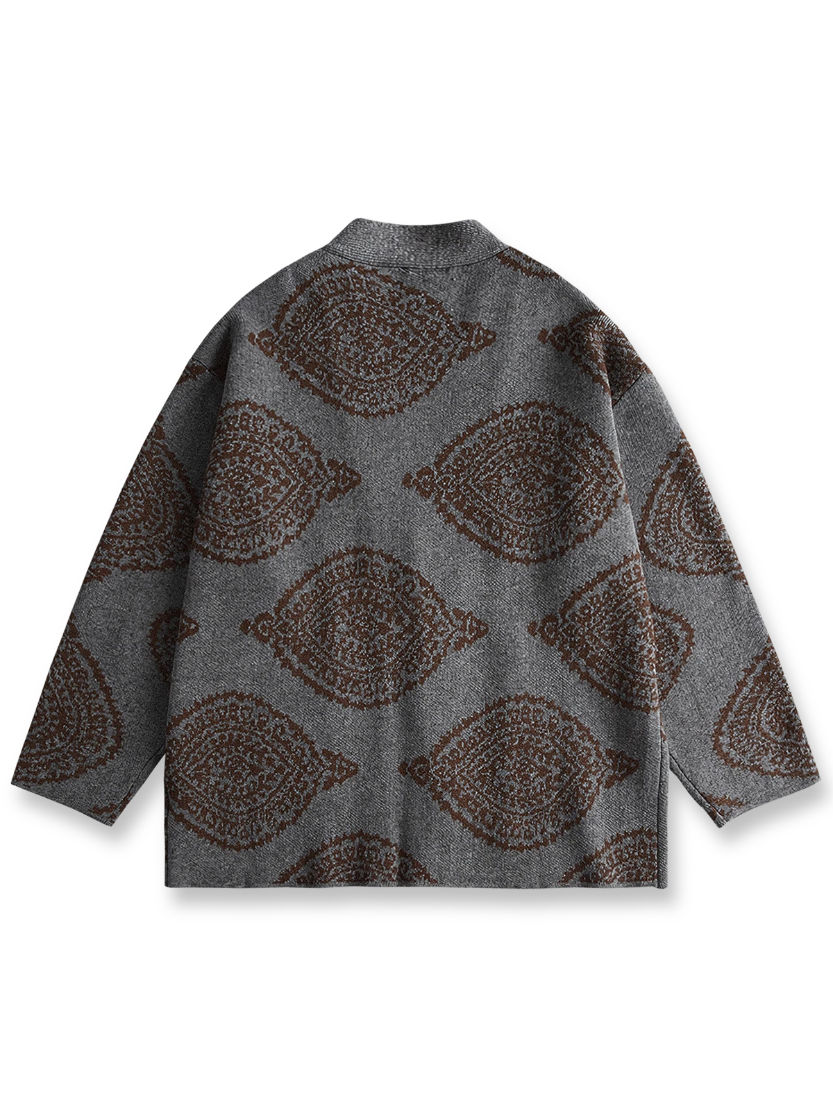 製品画像
カシュクール柄ジャカードデザインを取り入れたニットはんてん。民族的な雰囲気とレトロな要素を融合させたVネックデザインが特徴。高品質なニット素材で柔らかな触感と優れた保温性を提供します。

詳細画像
カシュクール柄ジャカード模様がデザインの中心で、現代的なファッション性と民族的な魅力を兼ね備えたニットはんてん。Vネックと紐デザインがスタイルを引き立て、秋冬シーズンにぴったりのアイテム。