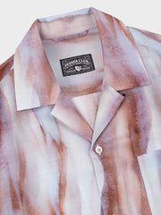 白地に赤い抽象柄 アロハシャツ