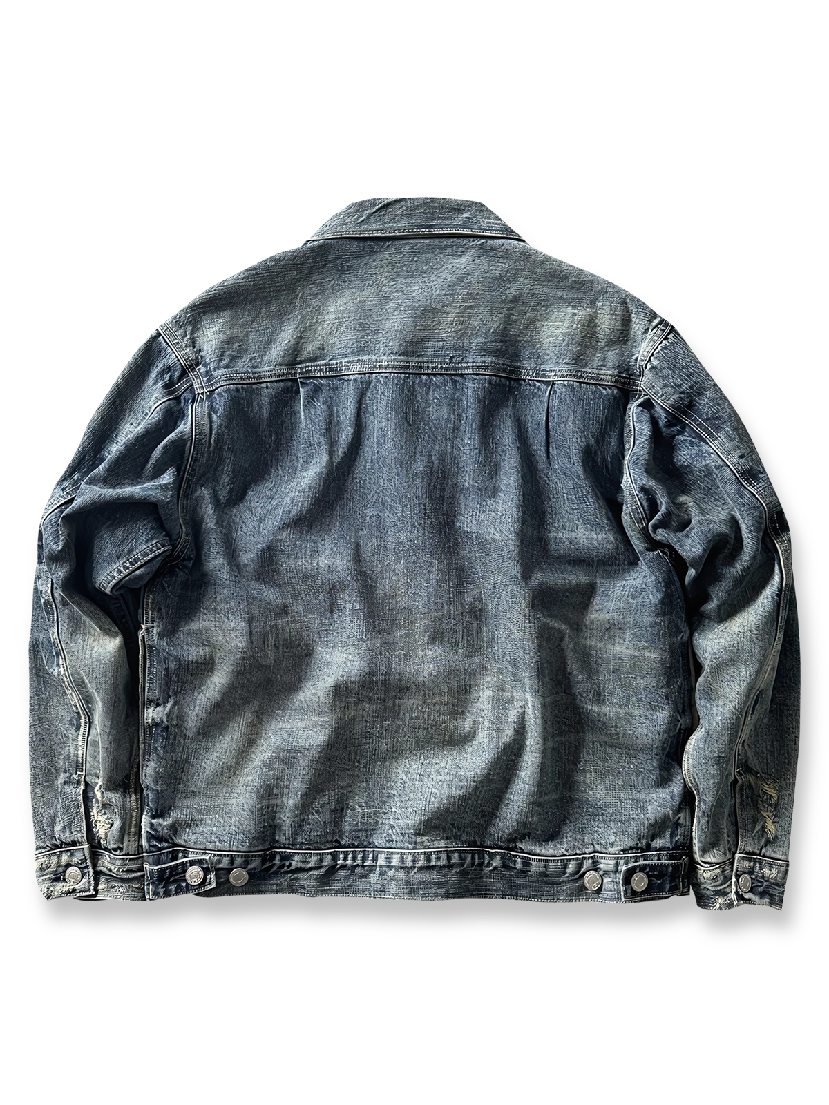 製品画像: ウォッシュダメージ二つポケットデニムジャケットの全体画像、ユニークなダメージデザインが際立つ。
詳細画像: デニムのダメージ加工とウォッシュディテールのクローズアップ画像、ヴィンテージ感を強調。