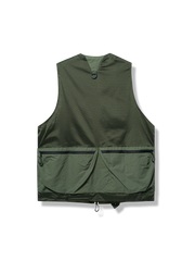 立体ポケット付き多機能ベスト