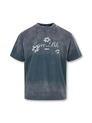 グラデーションブルーからグレーへの染め分けが映える正面ボクシーTシャツ