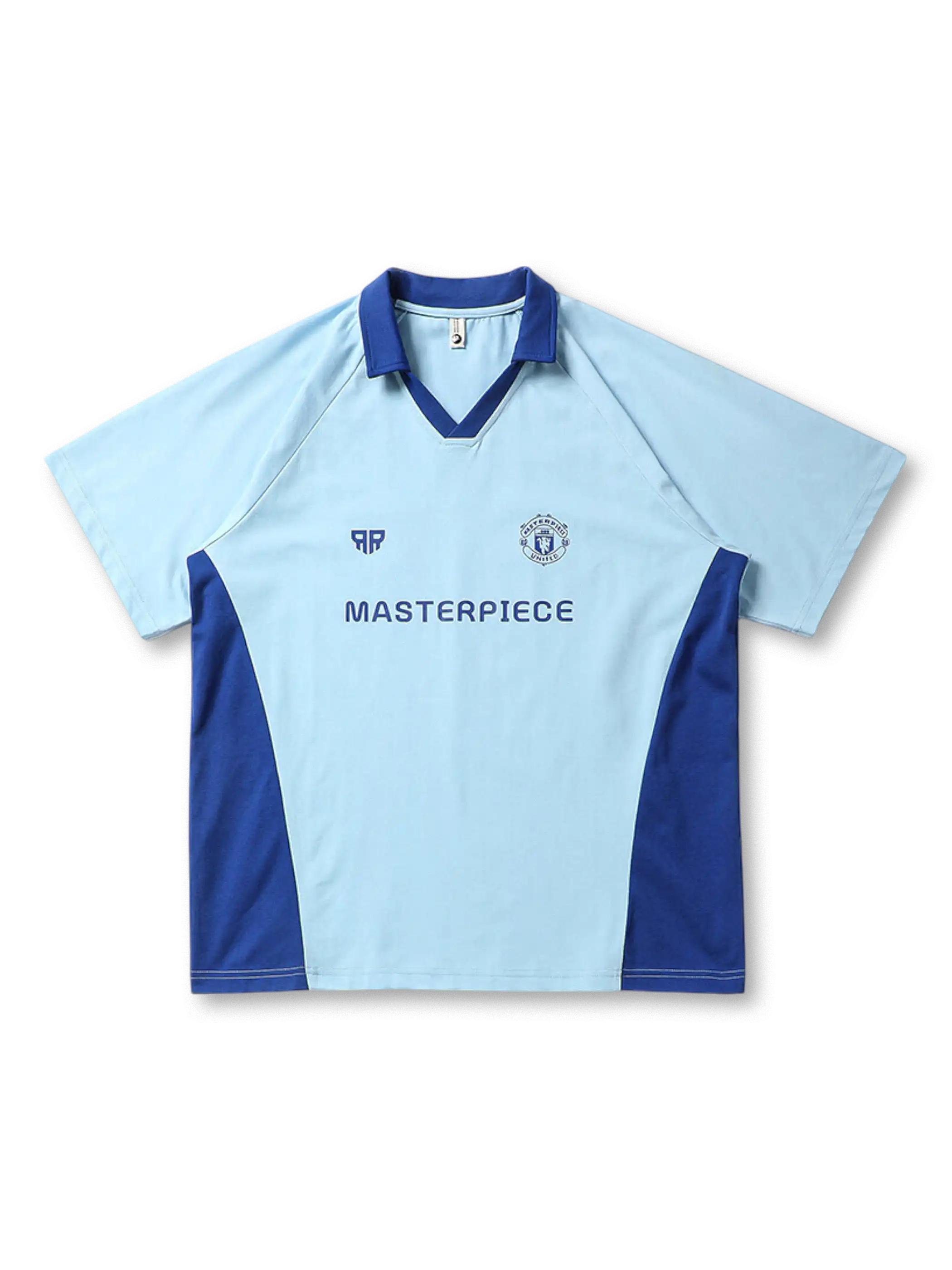 落ち着いた配色や大胆な切り替えデザインが映える機能性Tシャツ、ラグランスリーブ風のパターンが特徴
