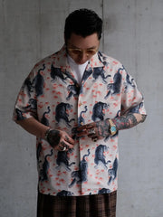 タイガーアロハシャツ
