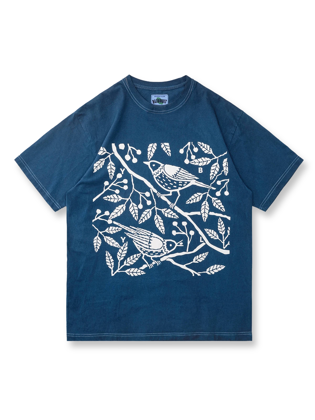 職人手染めによるカササギ模様のコーマ糸藍染めTシャツ。