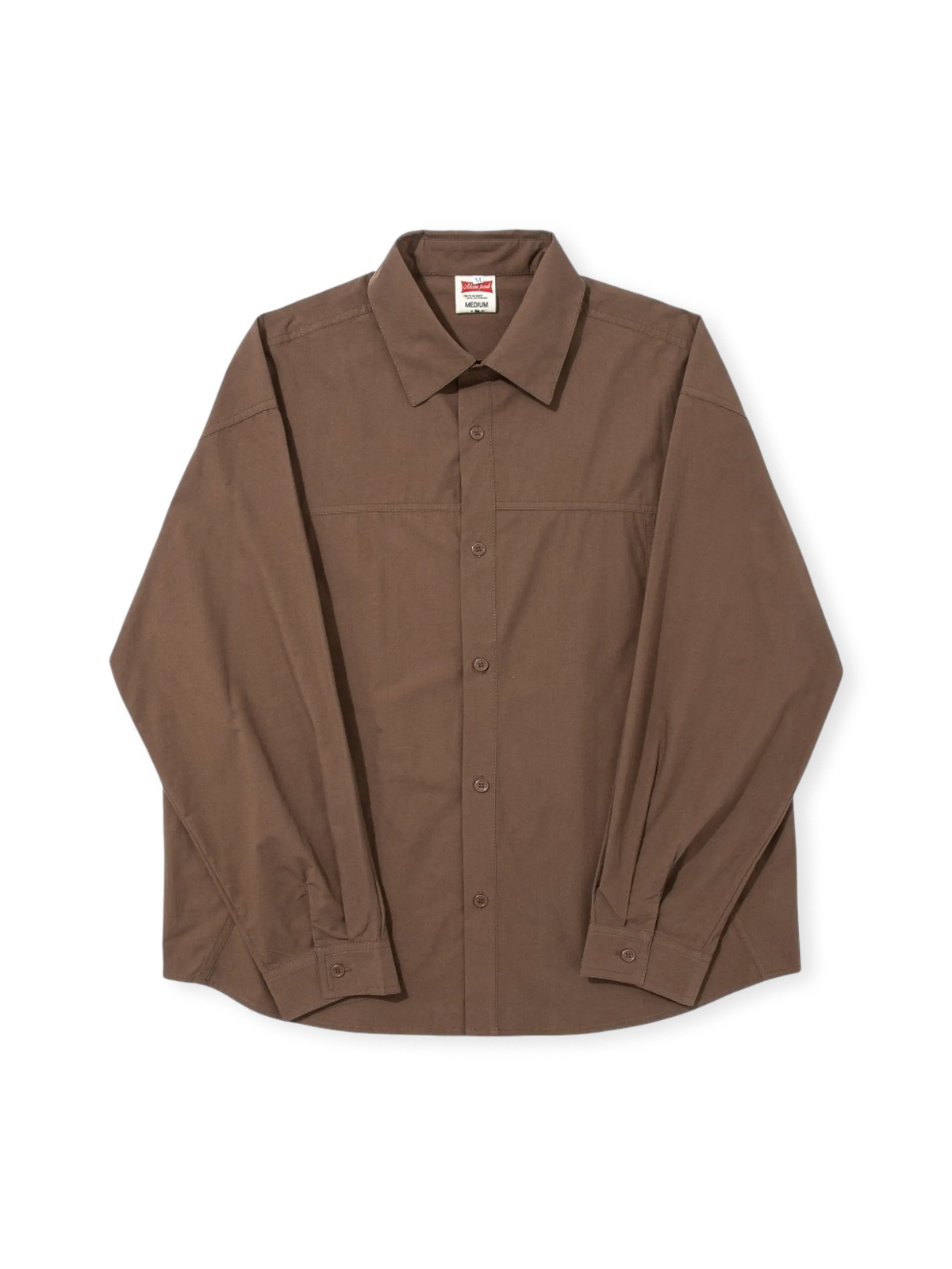 非対称カットとアーチ裾が特徴のロングスリーブシャツ。柔らかい100%コットン素材で快適な着心地。